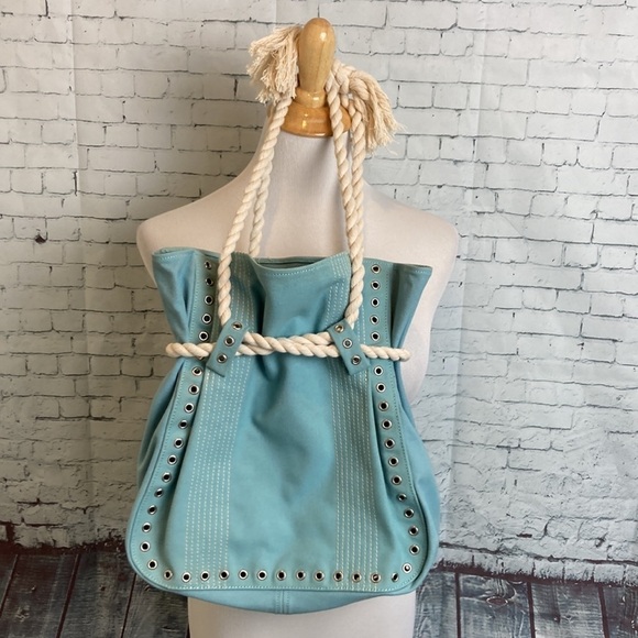 Maxazria Collection Purse Canvas Grommets Rope Handle Beach Resortwear Vacation - Picture 4 of 15